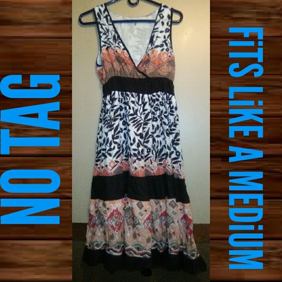 BEAUTiFUL DRESS - Picture 1 of 2